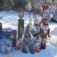 Der Gabentisch im Schnee